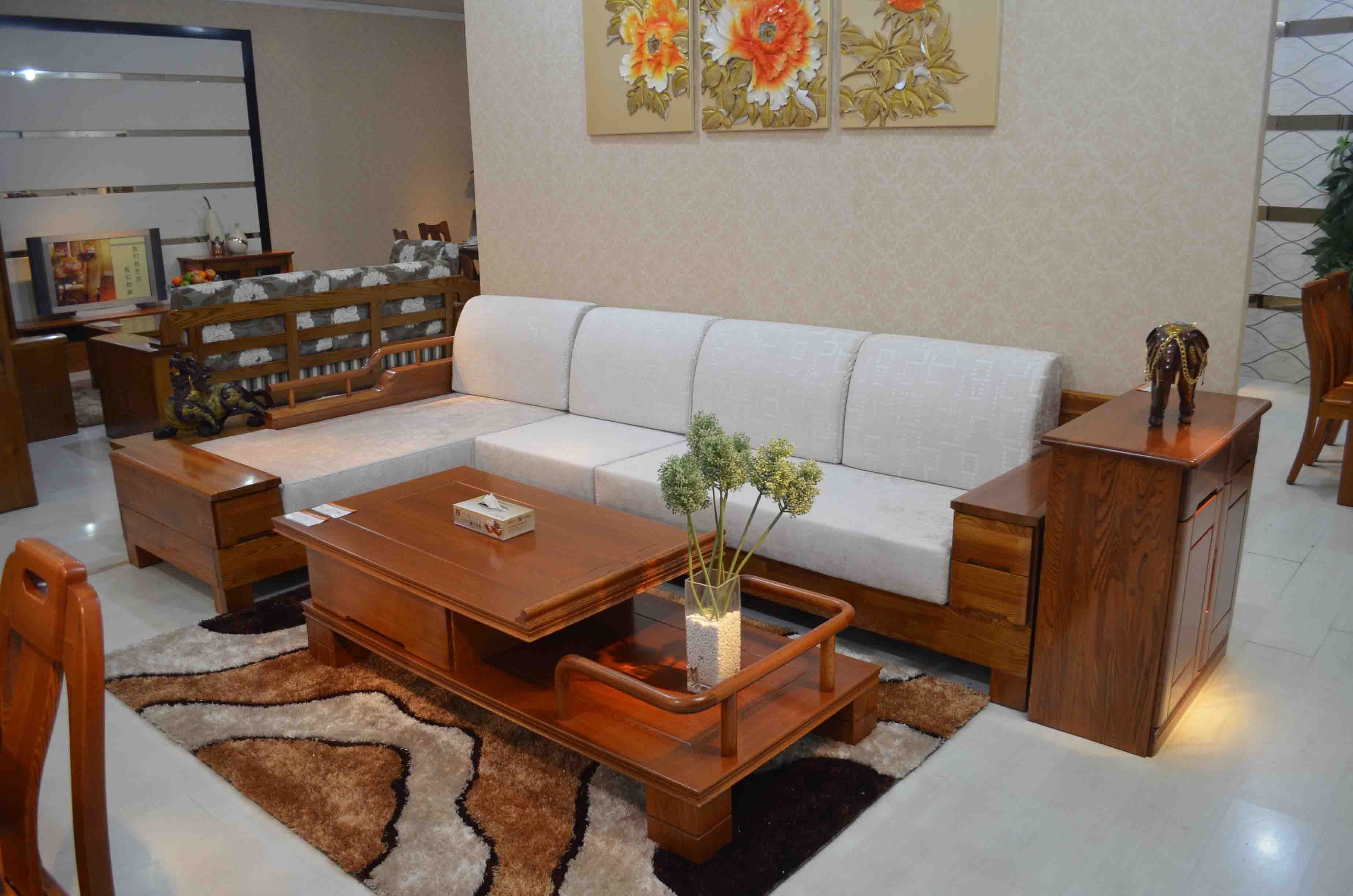 家具生產旺季來臨 家具企業(yè)開始展開普工&ldquo;爭奪戰(zhàn)&rdquo;_裝修保障網(wǎng)